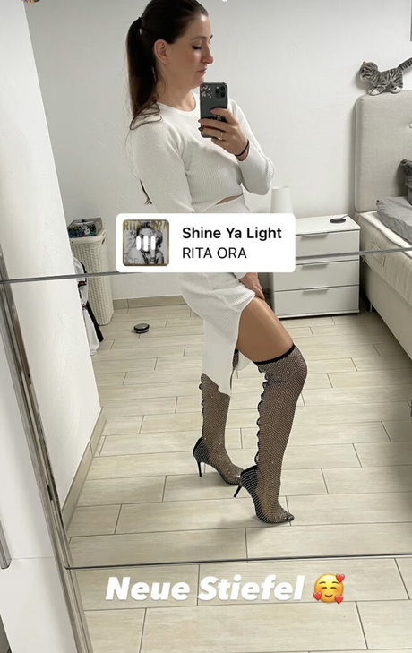 金髪レズビアンオンリーファンズ 限定 写真