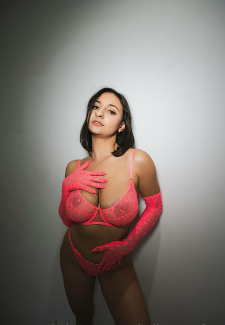 エボニーアジアンOnlyFans 無料セクシー ギャラリー