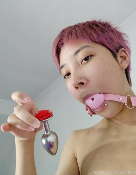 アジアンゴス オンリーファンズ エロチック アーカイブ