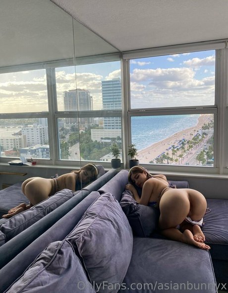 痩せたアジア人ティーン OnlyFans ベスト 写真