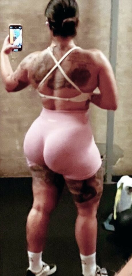 50歳のOnlyFans 無料ヌード 写真