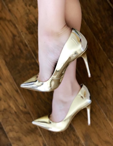 worshiprene かわいいモデル 画像