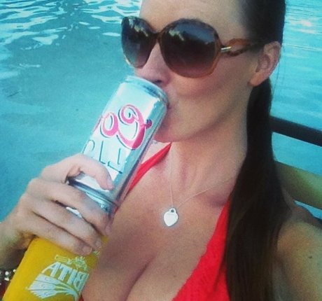 熟女乱交OnlyFans 限定 画像