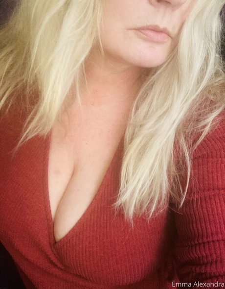 OnlyFansの普及 ホット 写真