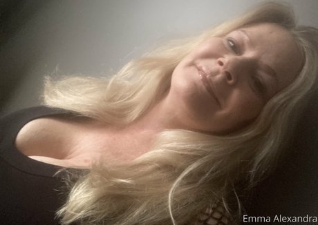 熟女乱交OnlyFans 限定 写真