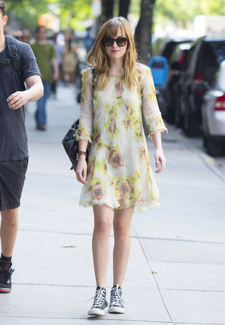 Dakota Johnson 美しいモデル 写真