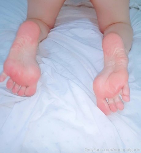 小さなオンリーファンズ セクシー裸 写真