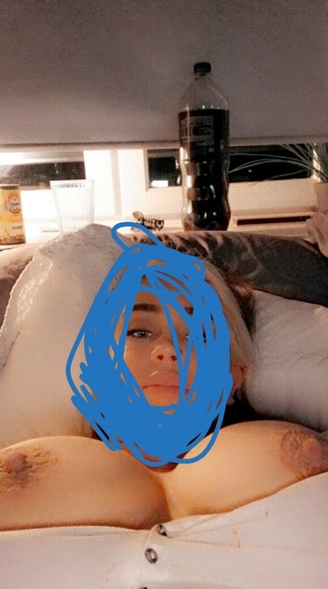 bigtittyamblis ポルノモデル 写真