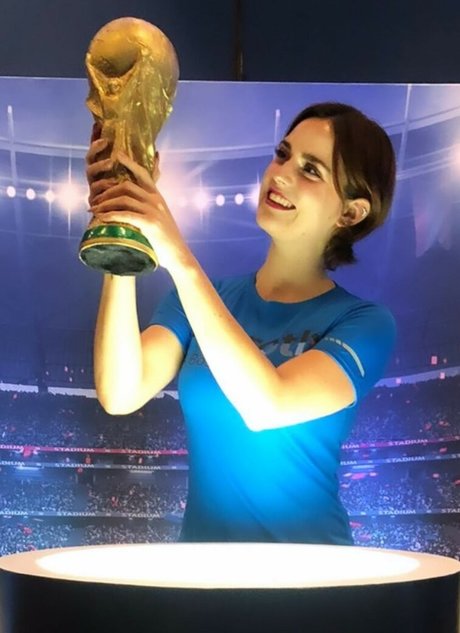 大学生のオンリーファンズ 無料ヌード 写真