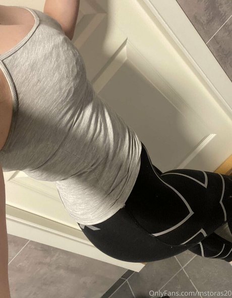 アナルトランスOnlyFans セクシー 写真