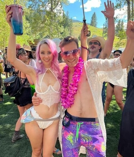 Jessu ポルノスター エロティック 写真