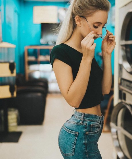 Jessu 独占ポルノスター 写真