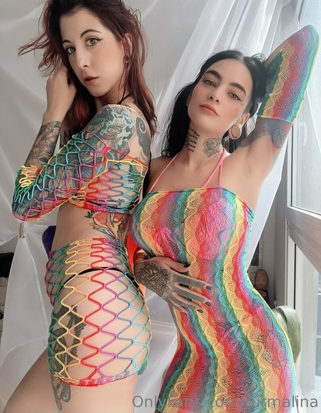 ハンズオンリーファン アダルト無料 写真