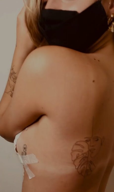 Gabi Stacenco ポルノモデル 写真