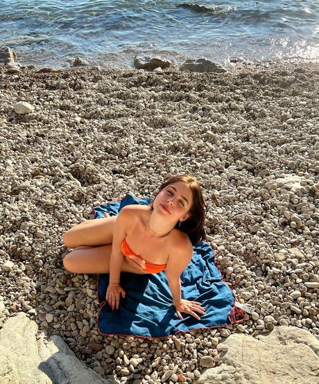 Gabi Stacenco ポルノスター HD 画像