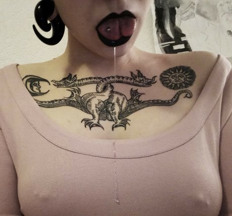 kothbegemoth 最高のモデル 写真