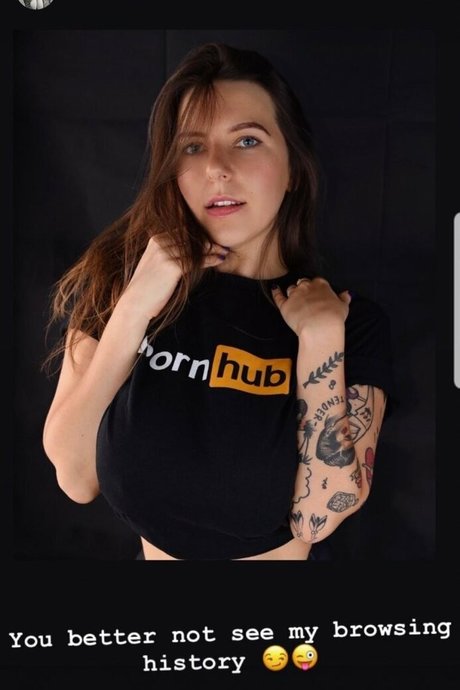 ブルネットの猫OnlyFans ホットxxx 画像