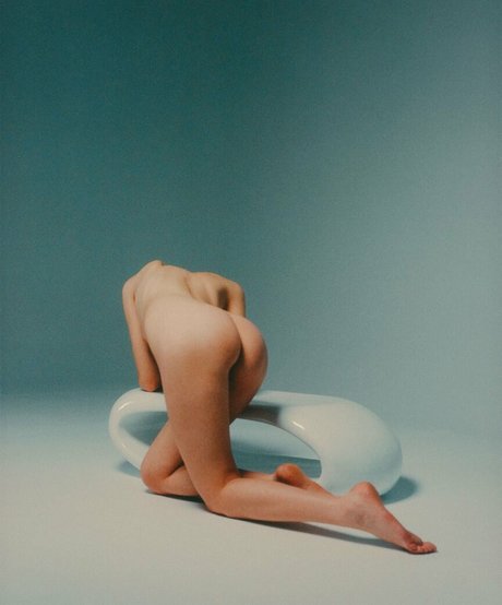 Lila M Lilaanie 裸のスター 写真