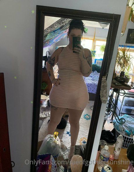 フェイシャルオンリーファンズ 無料 画像