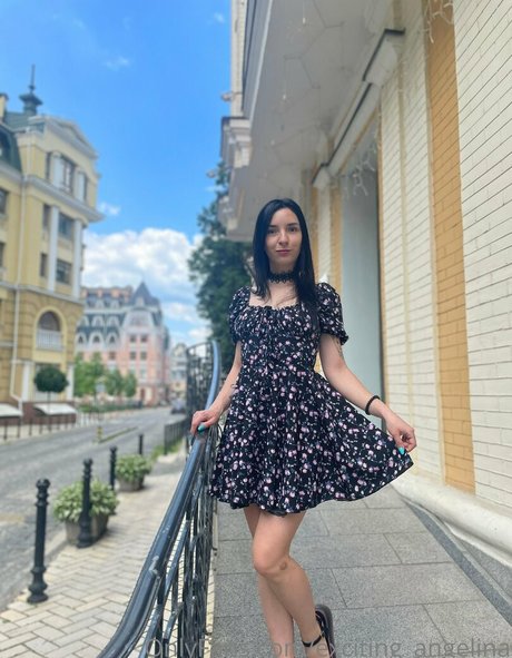 BBW パウグ オンリーファンズ セクシーxxx 画像