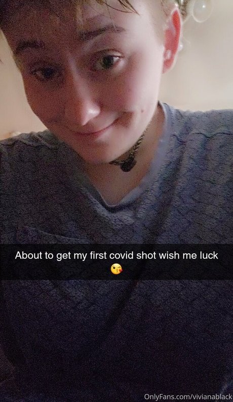 毛深い足のOnlyFans 美しいヌード 写真