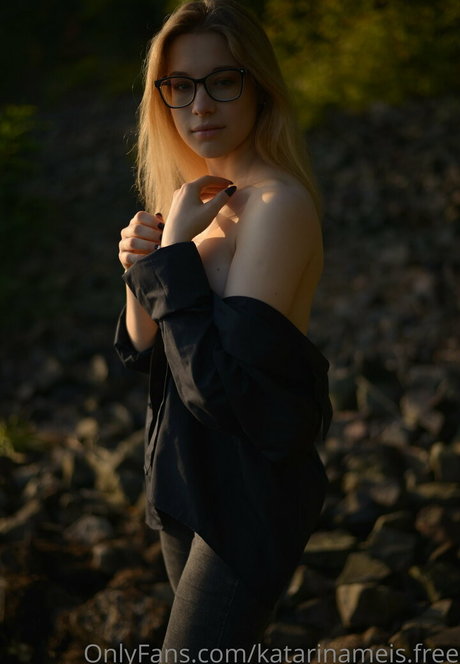 cassandra delia free アートスター 写真