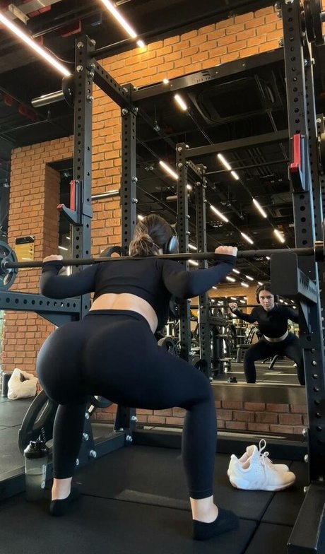 olesyaliberman 最高のポルノスター 画像