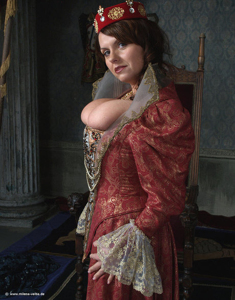 50歳以上のオンリーファンズ セクシーヌード 写真