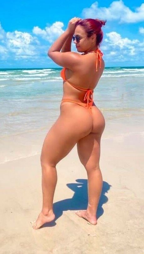 セクシーなドレスOnlyFans ポルノグラフィック 画像