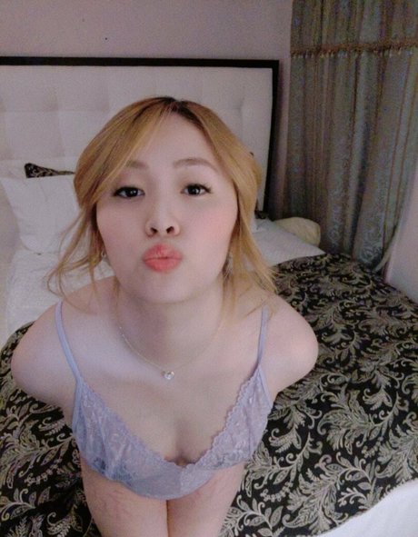 Lindychii セックスモデル 写真