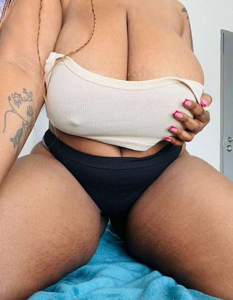 50歳以上のオンリーファンズ 無料セックス 写真