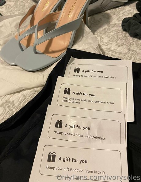 ivorysoles かわいいモデル 写真