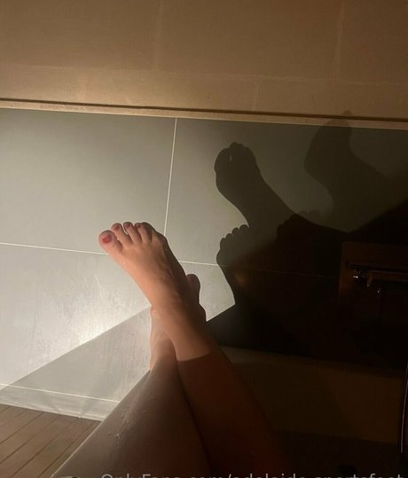 adelaide sportsfeet スター 裸 写真