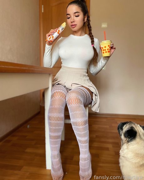 ポーグガールズオンリーファン セクシーヌード ギャラリー