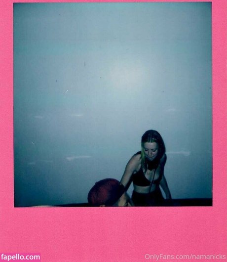 namanicks アダルトモデル 写真