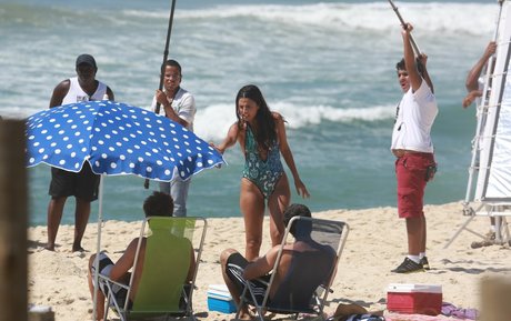 Emanuelle Araujo セクシーなスター ギャラリー