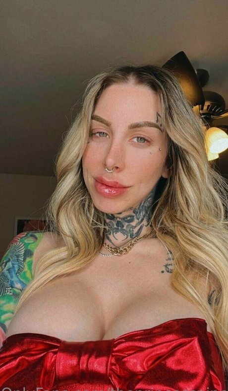 theprincesspineapple ポルノモデル 写真