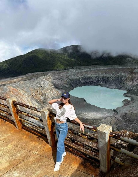 大学生カップルのオンリーファンズ えろ 画像