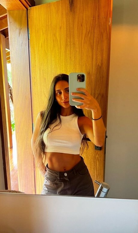 Mariana Nolasco ヌードスター ギャラリー