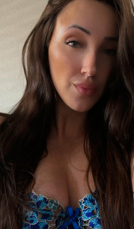 トゥインクスオンリーファンズ ヌード 画像