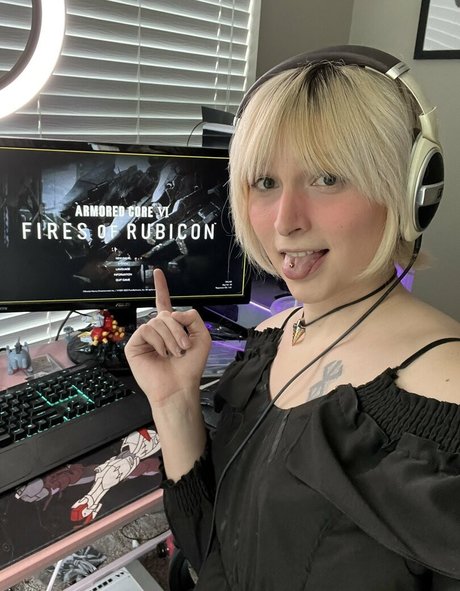 RoseWaltzEX ポルノモデル 画像