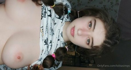 rosesimps トップモデル 写真