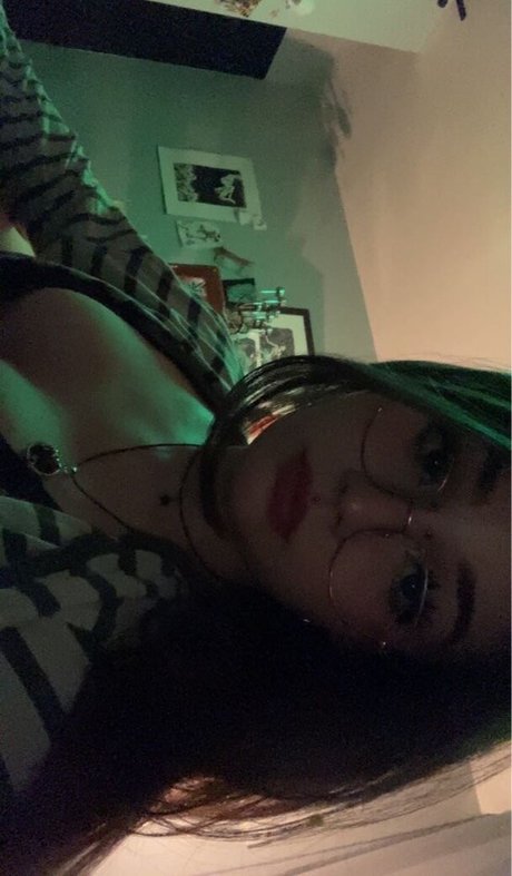 熟女の足オンリーファンズ ホットxxx 写真