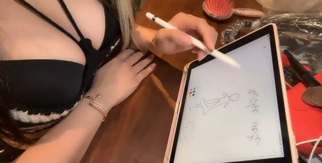 熟女のおまんこオンリーファンズ ポルノ 写真