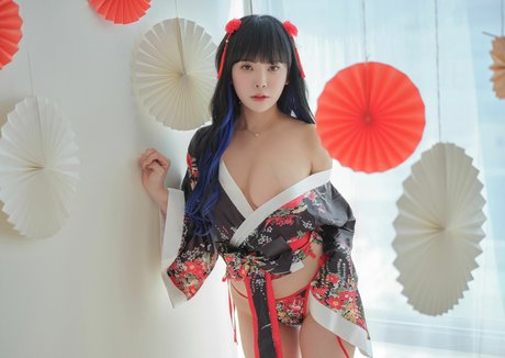 dami amond 裸の女優 ギャラリー