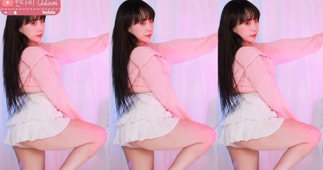 ゲイビデオ OnlyFans エロチック 写真