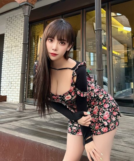 騎乗位熟女OnlyFans 無料ポルノ 写真