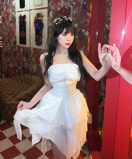 dami amond ホットモデル 写真