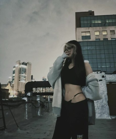 Irene Wong HDスター 写真