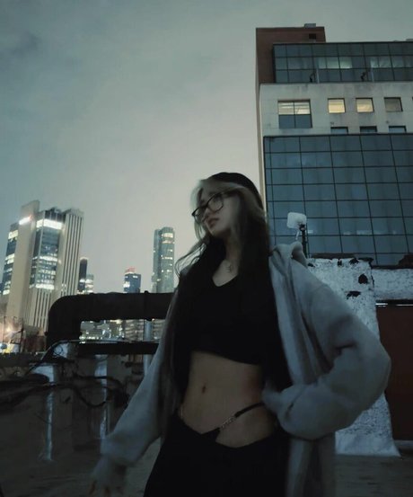 Irene Wong 完璧なスター 写真